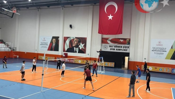Traktör FC, Sandıklı MYO Voleybol Turnuvası’nın Şampiyonu Oldu!