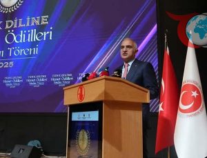 Türk Diline Katkı Sağlayanlar Ödüllendirildi: 2025 Türk Diline Hizmet Ödülleri Töreni